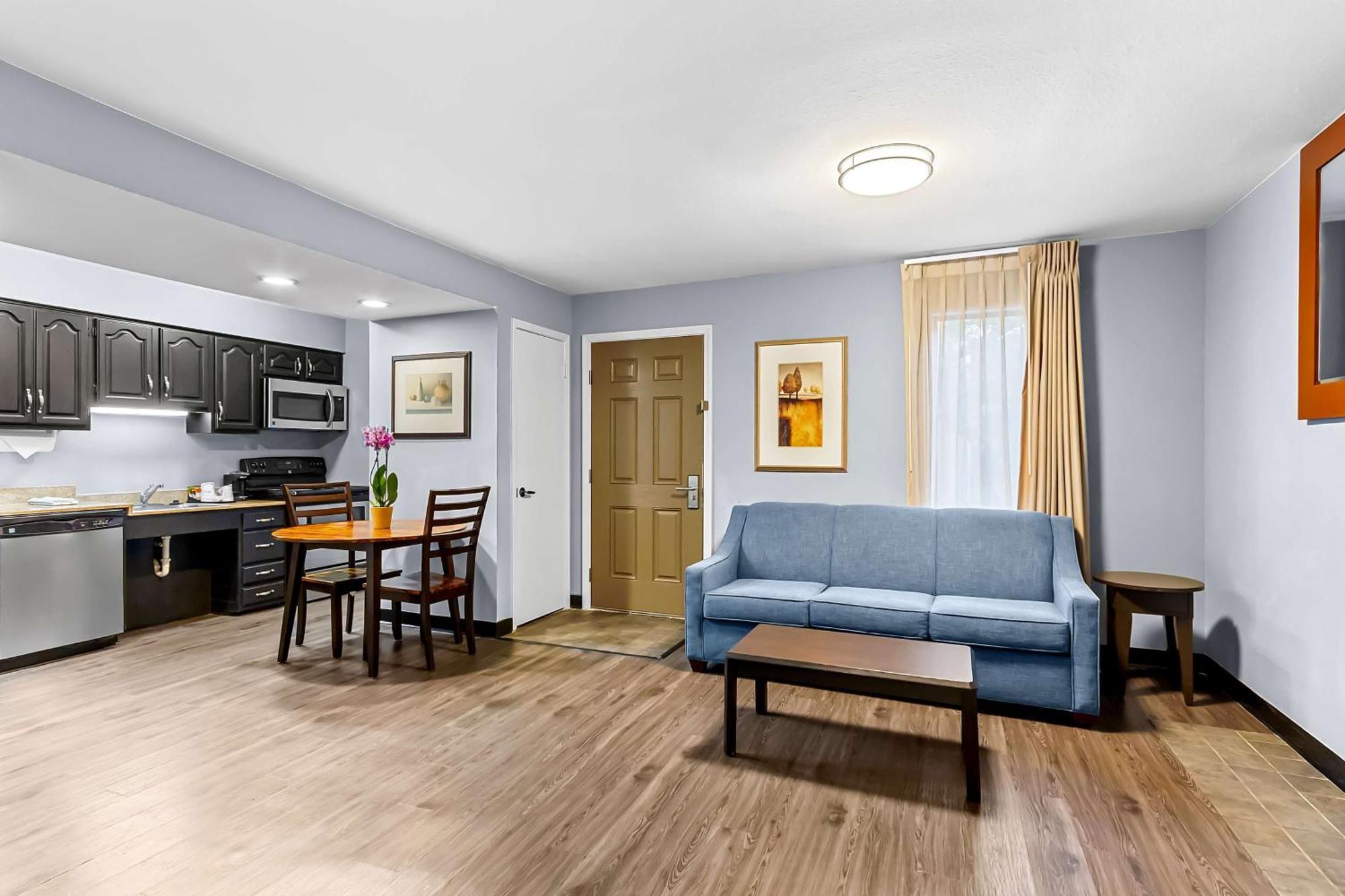Surestay By Western 3*