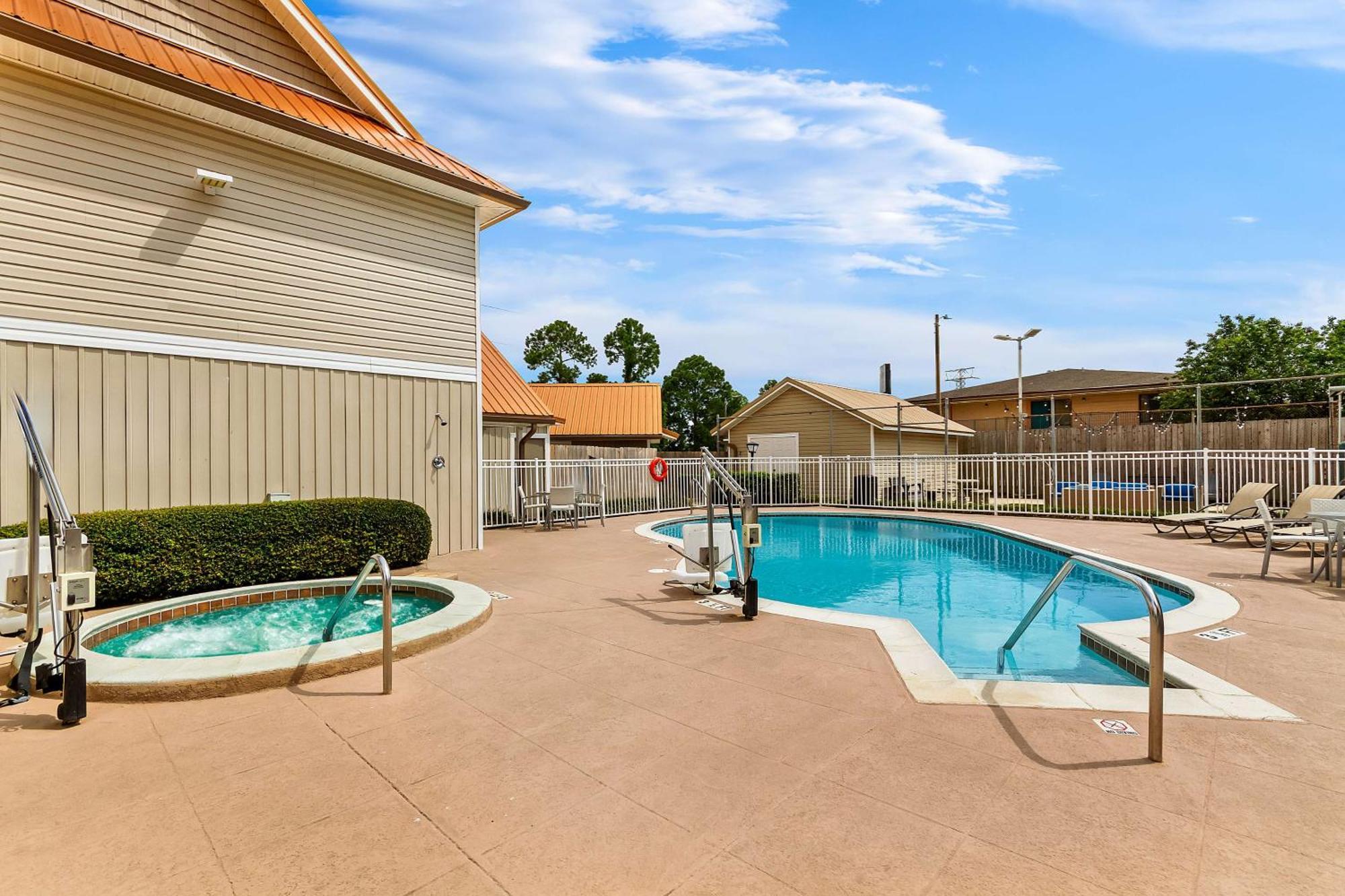 Hotel Surestay By Western Ferry Pass