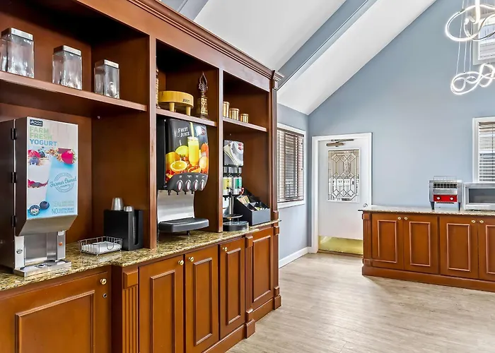 Mainstay Suites Pensacola