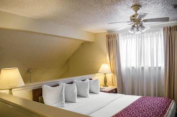 Mainstay Hotel 3*