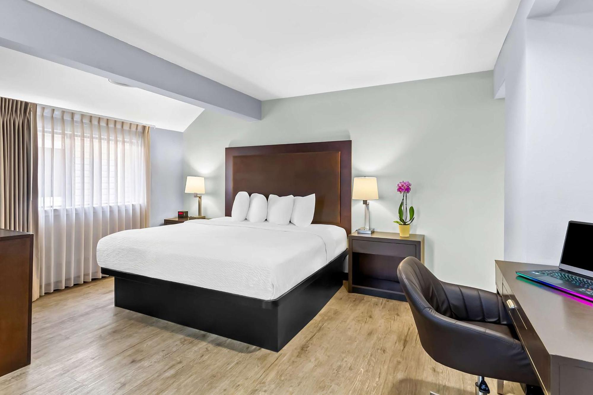 Mainstay Hotel